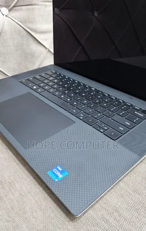New Laptop Dell XPS 15 32GB Intel Core I7 SSD 1T