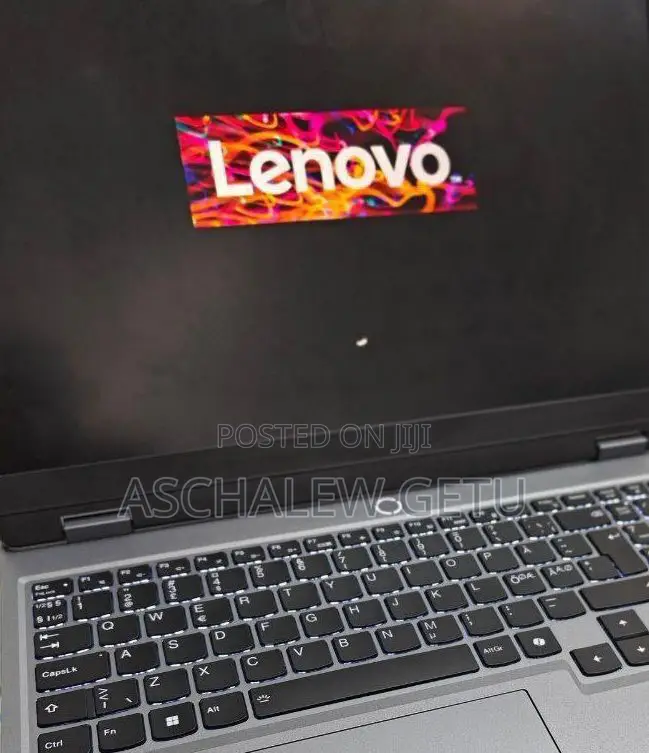 New Laptop Lenovo LOQ 15IRH8 16GB Intel Core I5 SSD 512GB