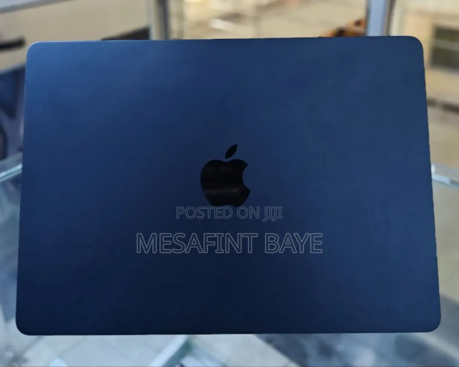 New Apple MacBook Air 2024 M3 13-Inch 8GB Intel Core M3 SSD 256GB