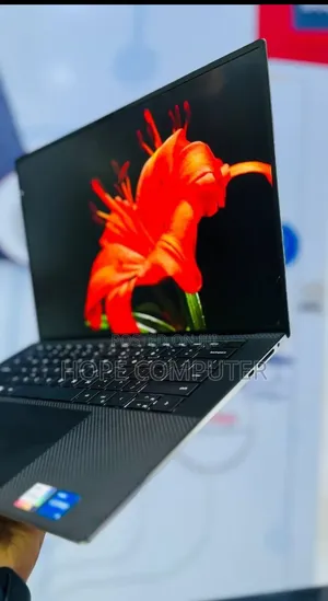 Photo - New Laptop Dell XPS 15 16GB Intel Core I5 SSD 512GB