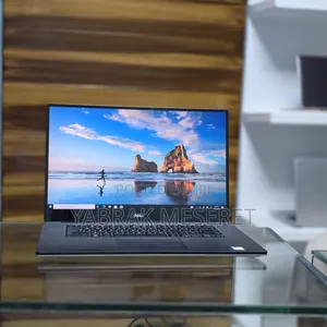 Photo - New Laptop Dell XPS 15 16GB Intel Core I5 SSD 512GB