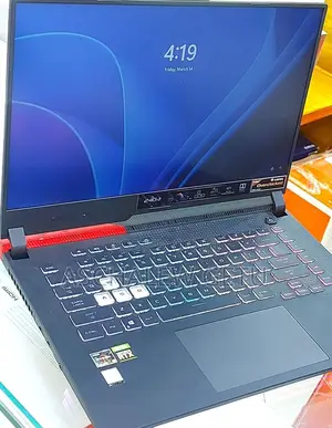 New Laptop Apple MacBook 8GB Intel Core i5 SSD 256GB