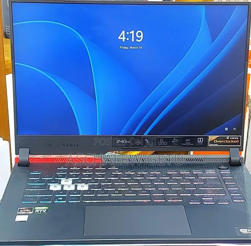 New Laptop Apple MacBook 8GB Intel Core i5 SSD 256GB