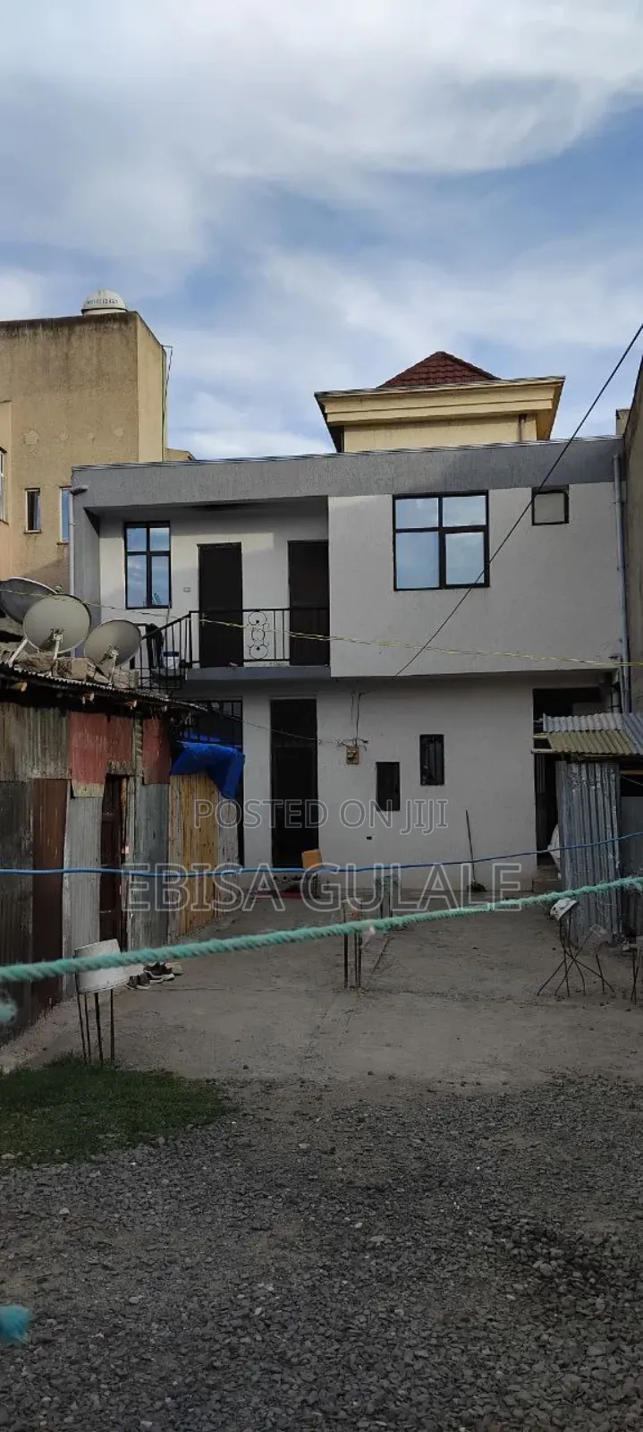 Furnished 3bdrm Block of Flats in Yeka for sale