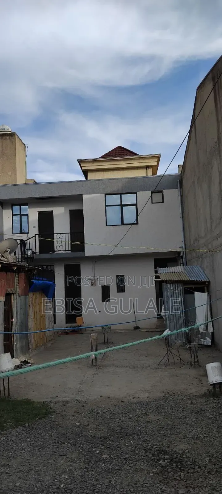 Furnished 3bdrm Block of Flats in Yeka for sale