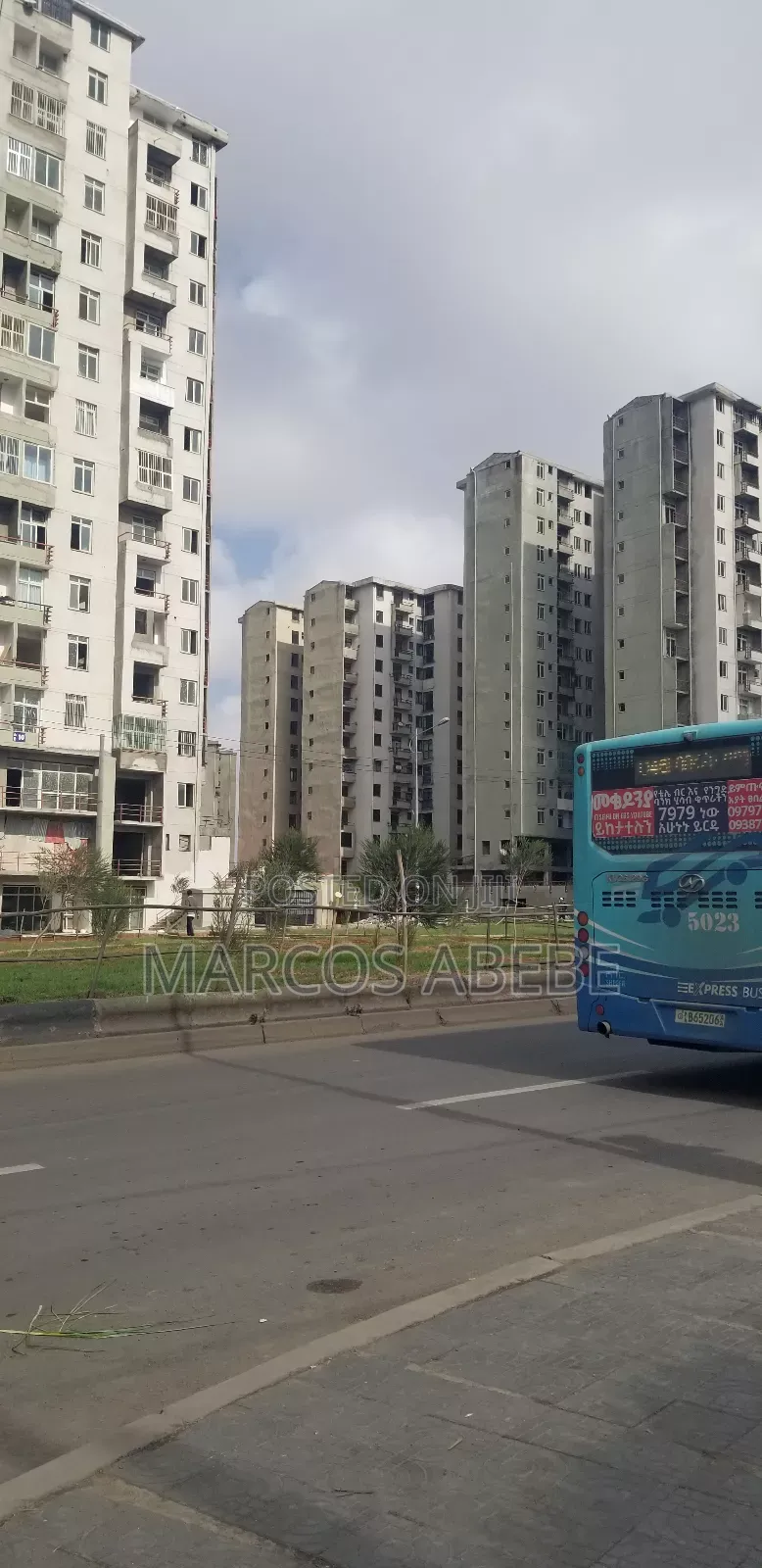 2bdrm Condo in Ayat Beshale 40/60, Bole for sale