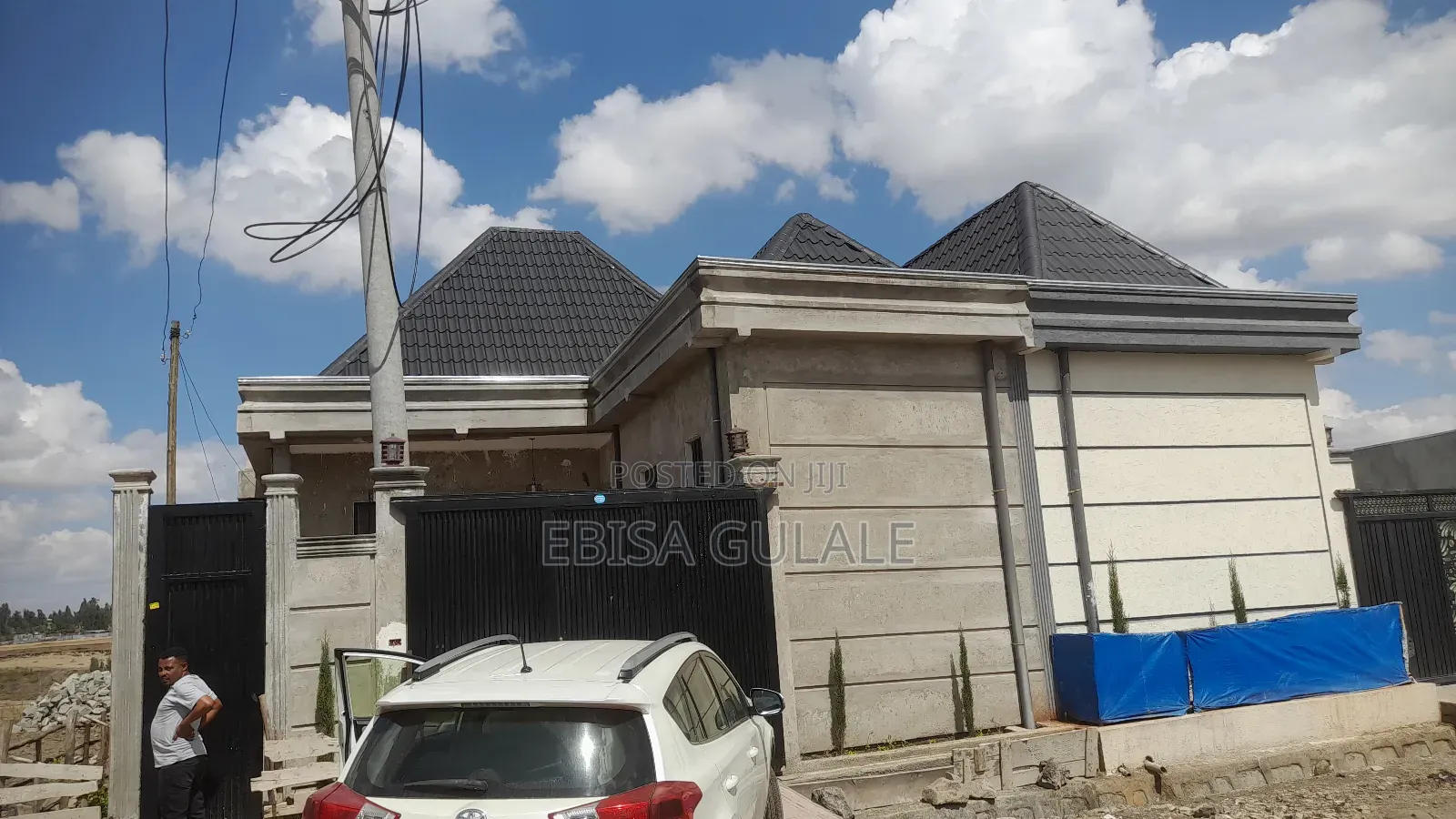 Furnished 3bdrm Apartment in Yeka for sale