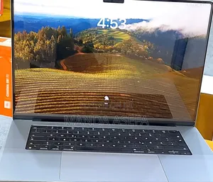 New Laptop Apple MacBook Pro M1 16GB Apple M1 SSD 1T