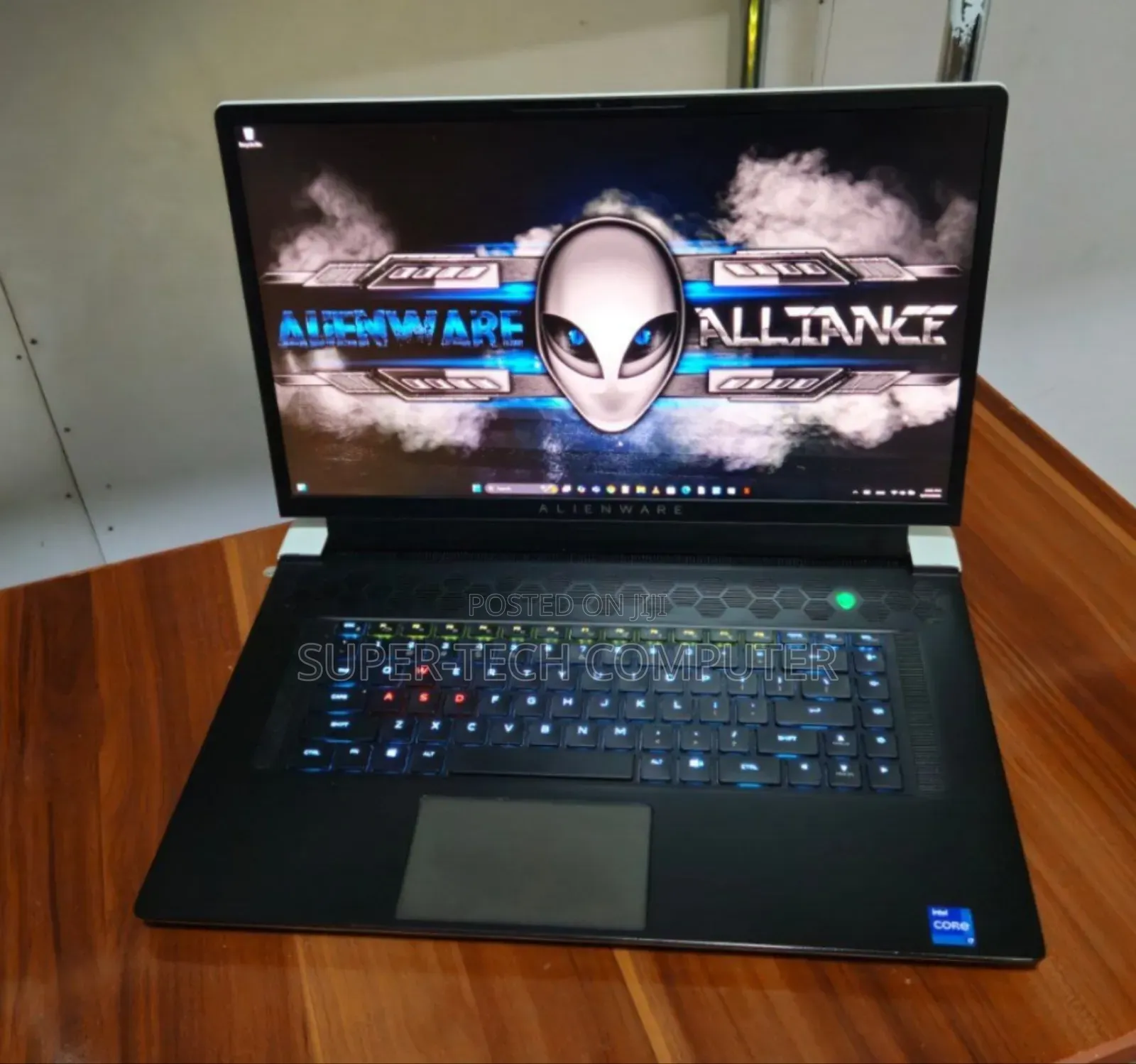 New Laptop Alienware M17x R2 16GB Intel Core I7 SSD 512GB