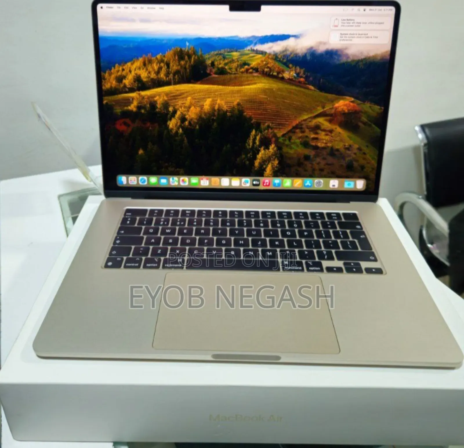 New Laptop Apple MacBook Air 2023 M2 8GB Apple M2 SSD 256GB