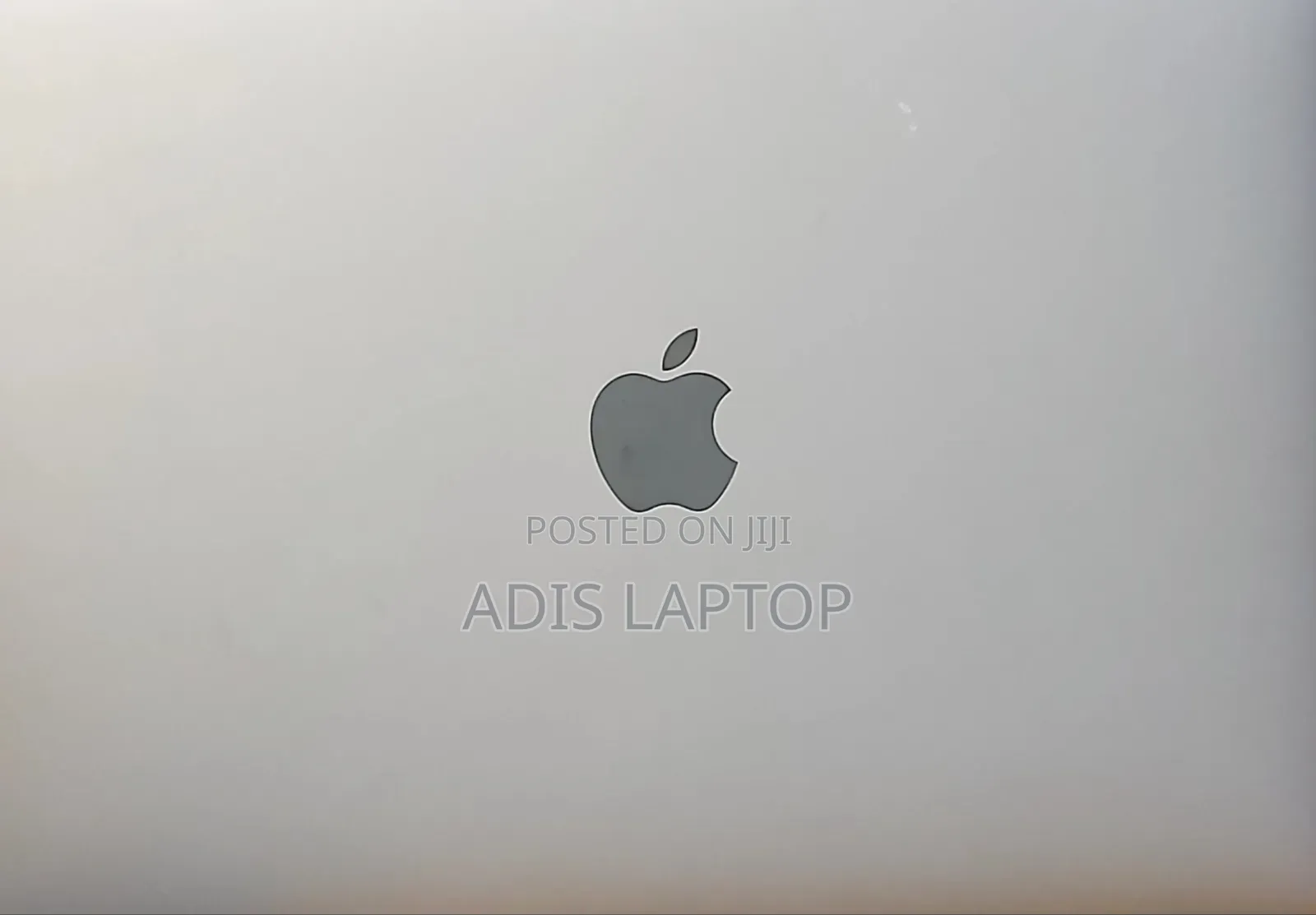 New Laptop Apple MacBook Pro 8GB Apple M2 SSD 256GB