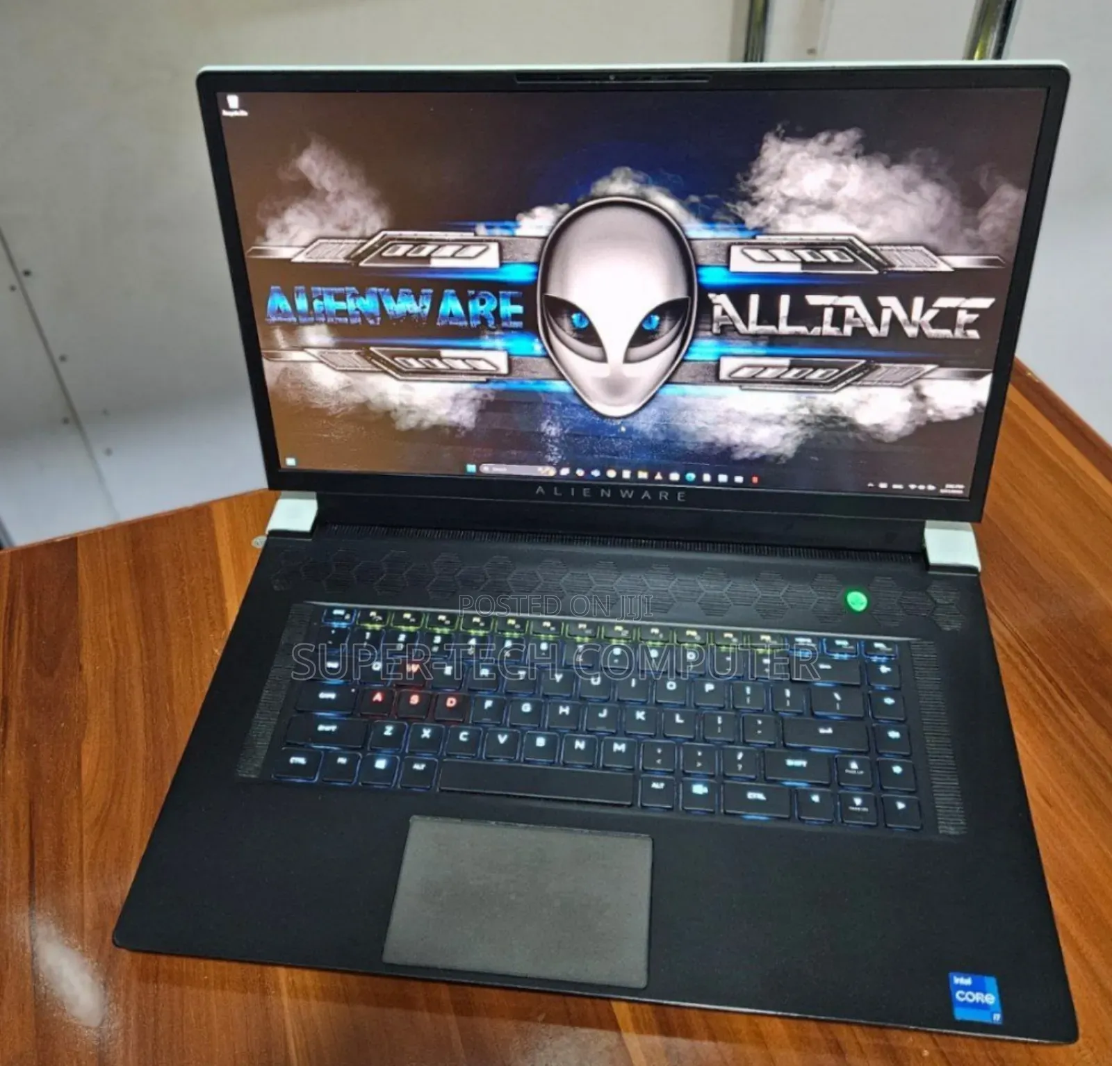 New Laptop Alienware M17x R2 16GB Intel Core I7 SSD 512GB