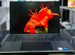 New Laptop Dell XPS 15 16GB Intel Core I5 SSD 512GB