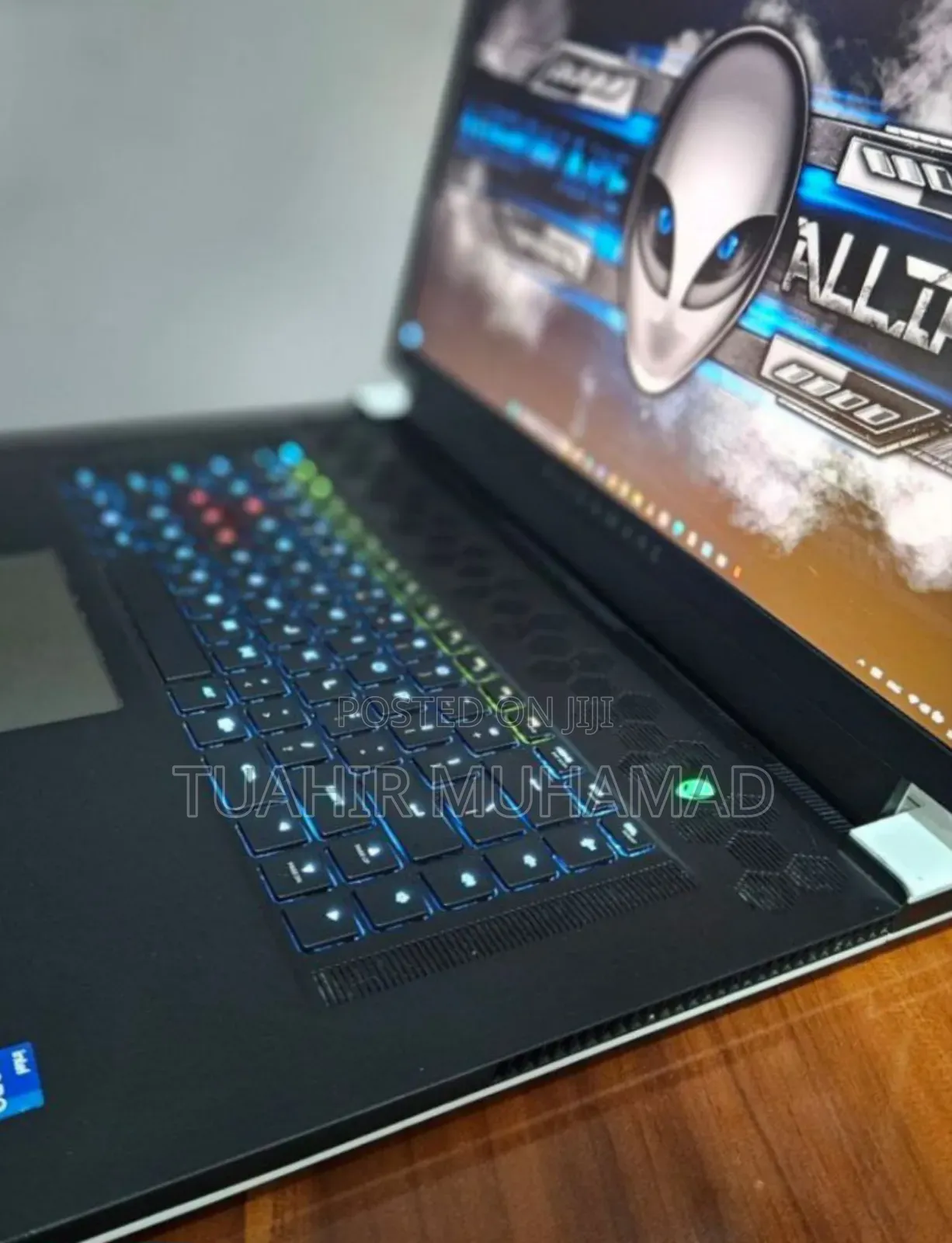 New Laptop Alienware Area-51m 16GB Intel Core I7 SSD 512GB