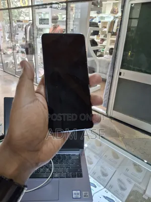 Photo - Samsung Galaxy S20+ 5G 128 GB