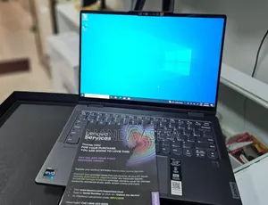 New Laptop Lenovo ThinkPad Yoga 8GB Intel Core I5 SSD 512GB