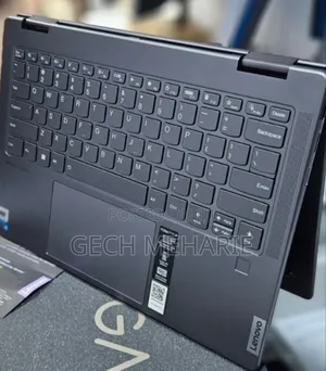 New Laptop Lenovo Yoga 7i 8GB Intel Core I5 SSD 512GB