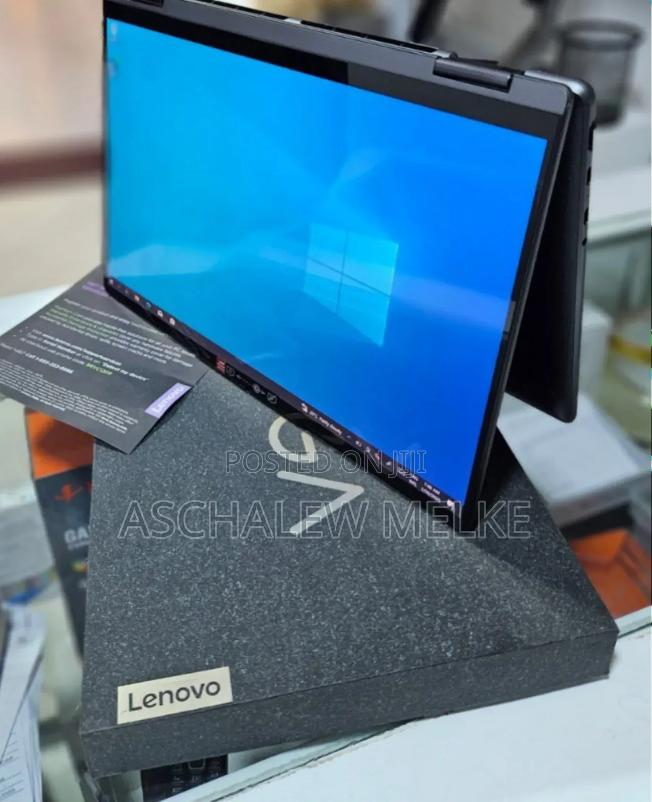 New Laptop Lenovo Yoga 7i 8GB Intel Core I5 SSD 512GB