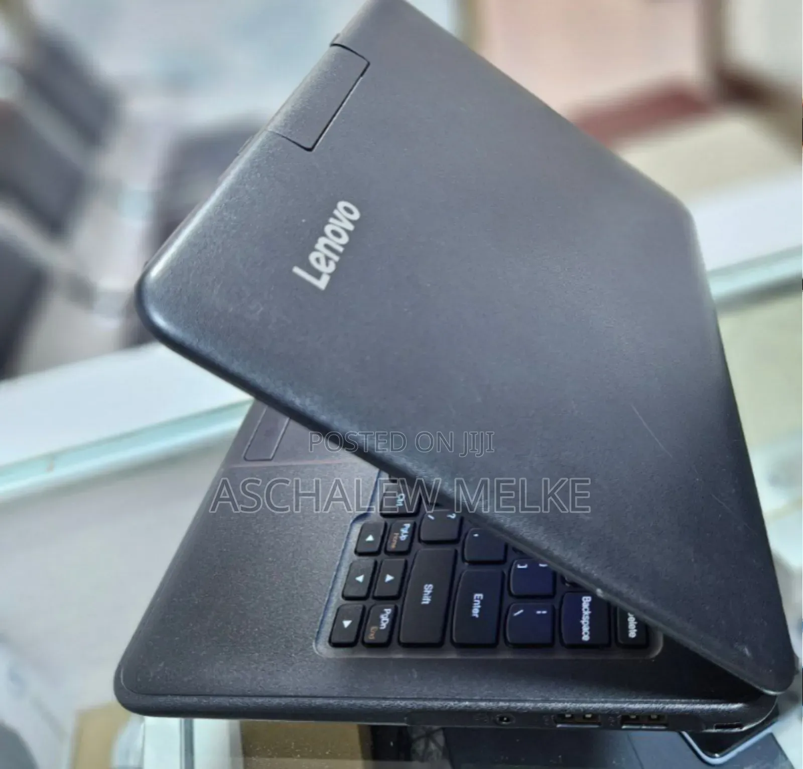 Laptop Lenovo IdeaPad 520 4GB Intel Core 2 Quad SSD 128GB