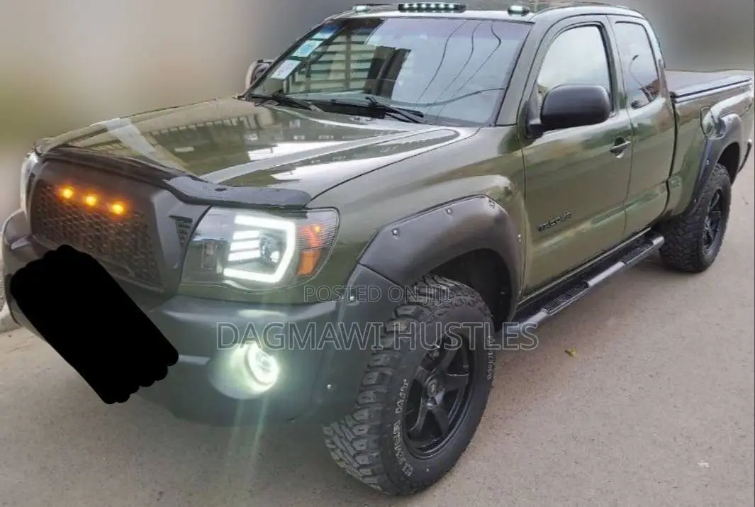 Toyota Tacoma 2005 Green