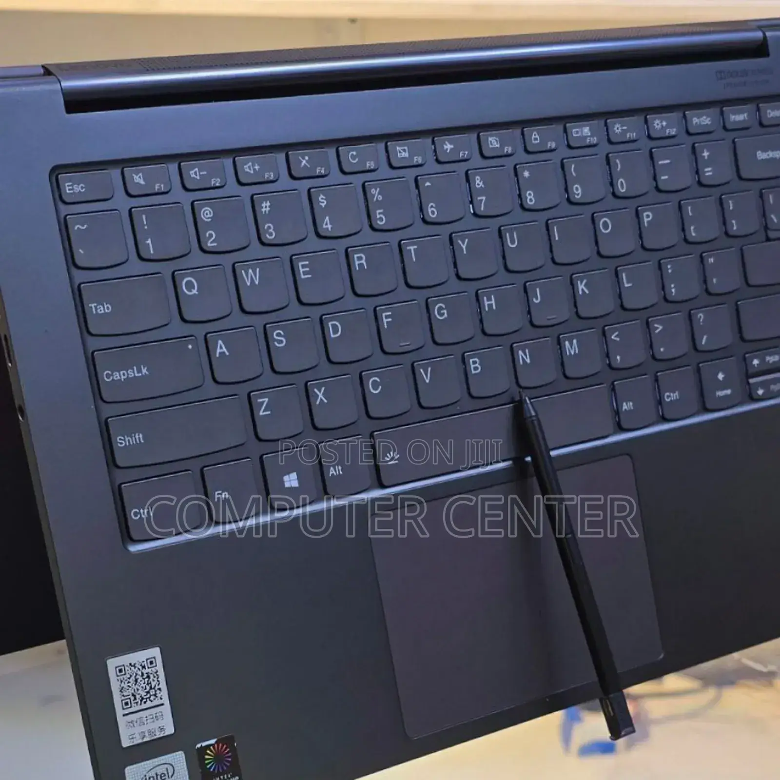 New Laptop Lenovo Yoga 7i 16GB Intel Core I7 SSD 1T