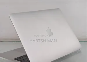 New Laptop Apple MacBook Pro 2017 8GB Intel Core I5 SSD 256GB