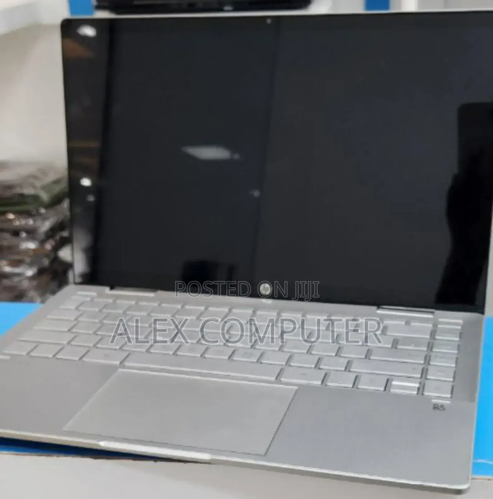 New Laptop HP Pavilion 13 8GB Intel Core I5 SSD 512GB