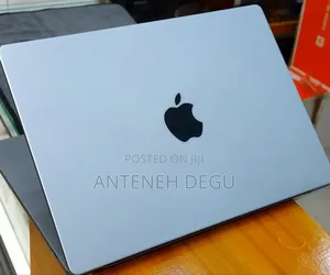 Photo - New Laptop Apple MacBook Pro 2021 M1 16GB Apple M1 Pro SSD 1T