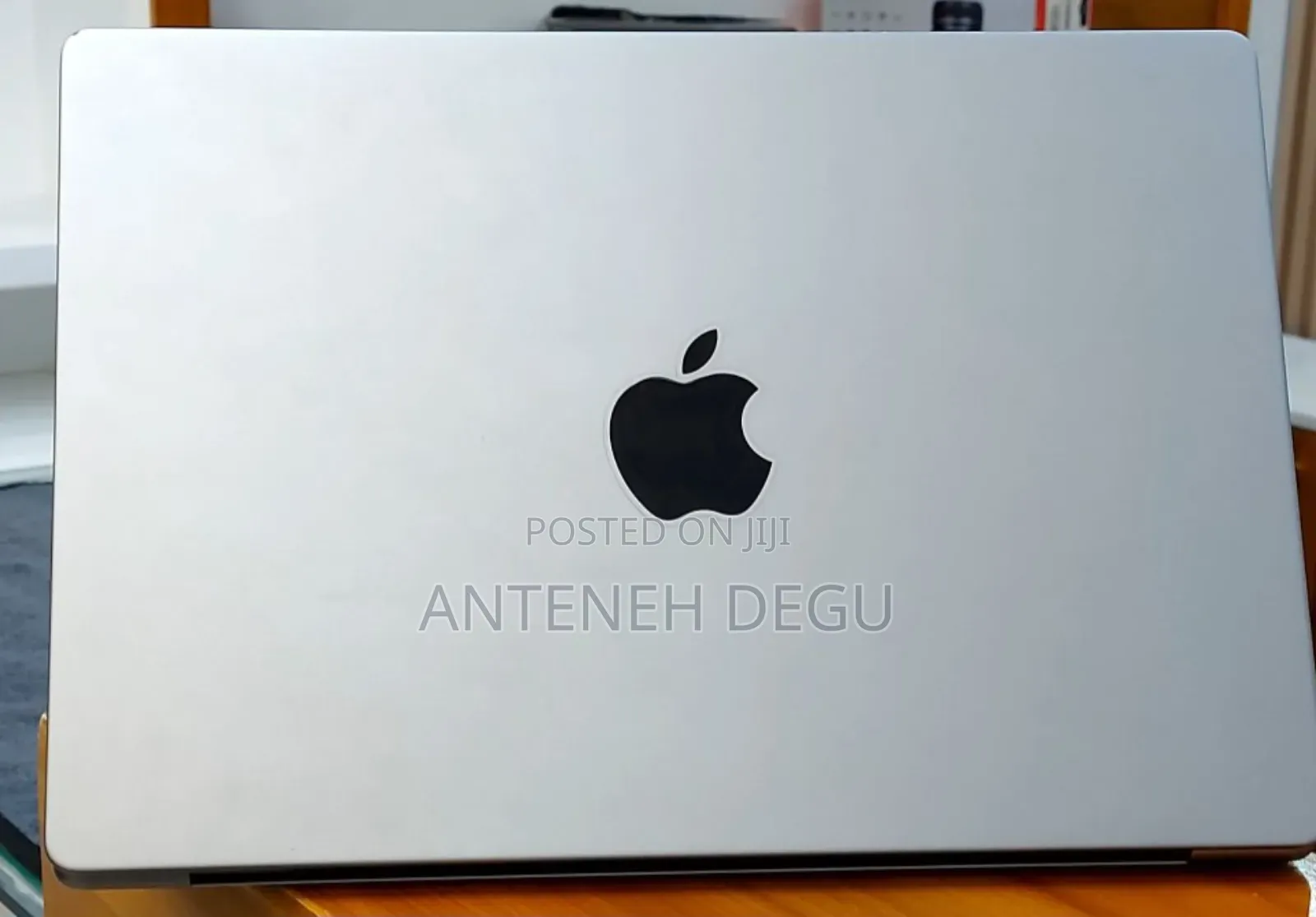 New Laptop Apple MacBook Pro 2021 M1 16GB Apple M1 Pro SSD 1T