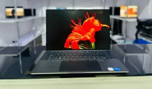 Photo - New Laptop Dell XPS 15 16GB Intel Core I5 SSD 512GB