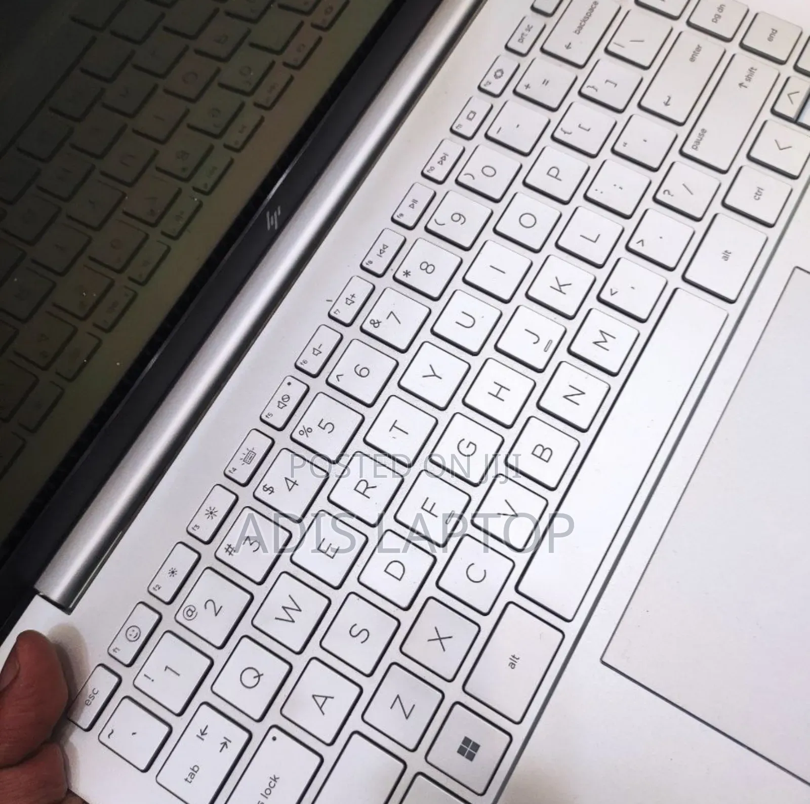 New Laptop HP Pavilion 10 16GB Intel Core I7 SSD 1T