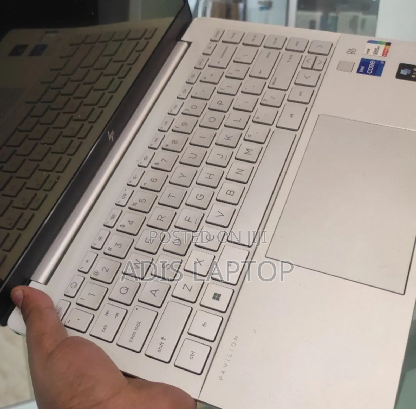 New Laptop HP Pavilion 10 16GB Intel Core I7 SSD 1T