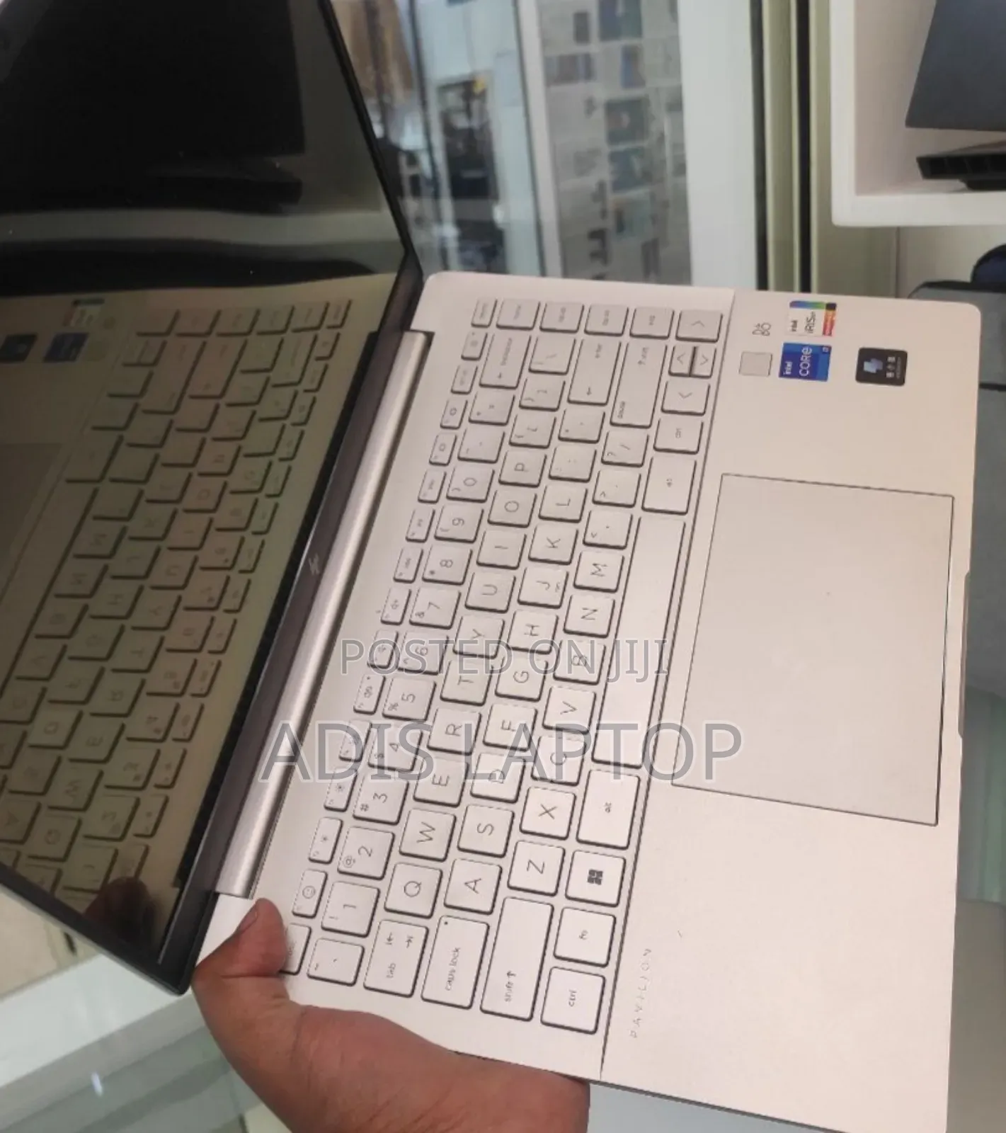 New Laptop HP Pavilion 10 16GB Intel Core I7 SSD 1T