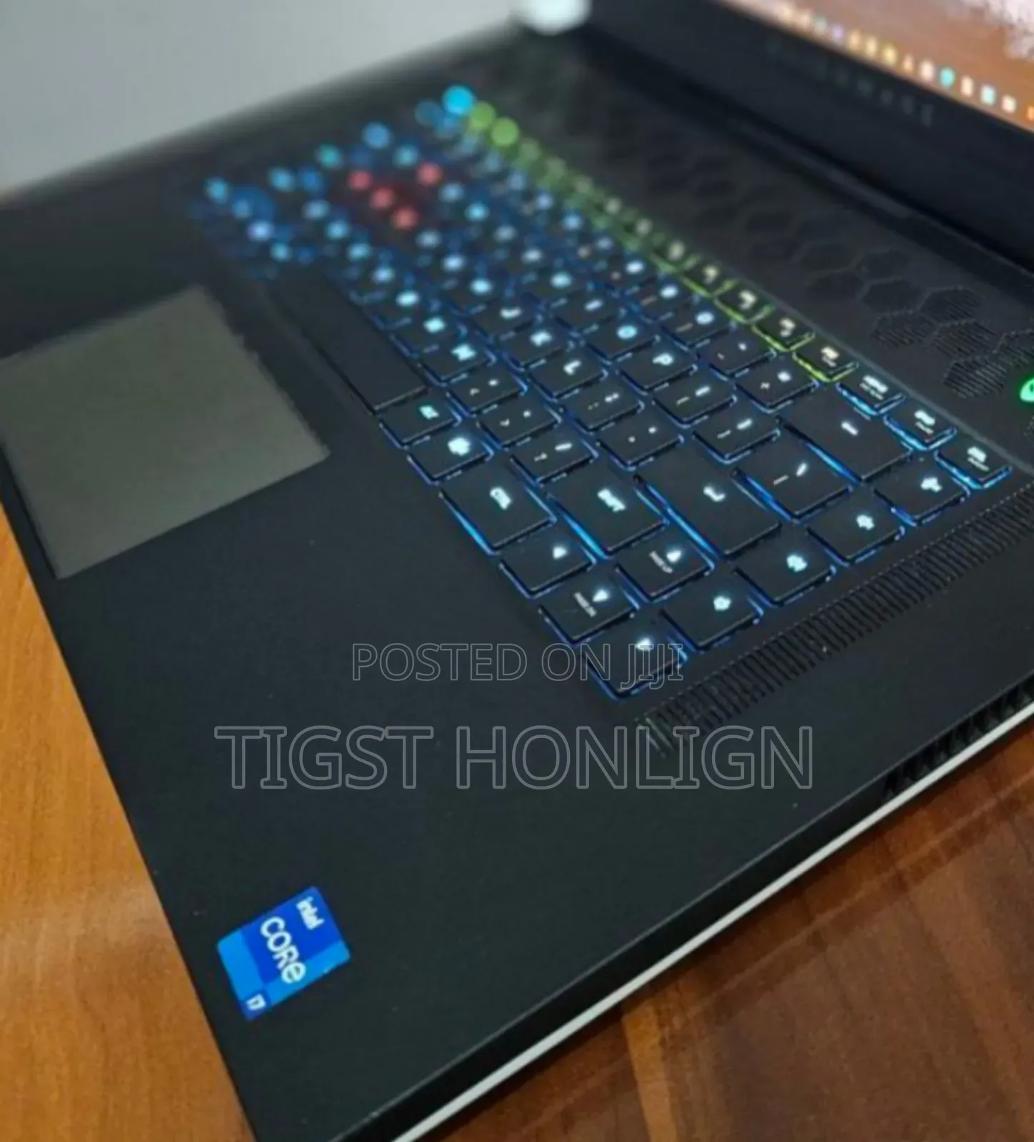 New Laptop Alienware M17x R2 16GB Intel Core I7 SSD 1T