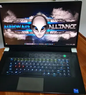 New Laptop Alienware M17x R2 16GB Intel Core I7 SSD 1T