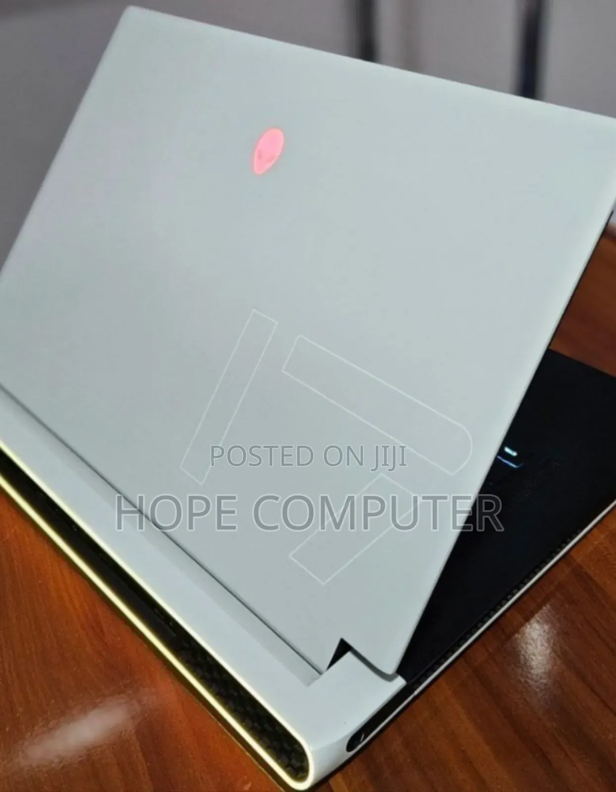 New Laptop Alienware Area-51m 16GB Intel Core I7 SSD 1T