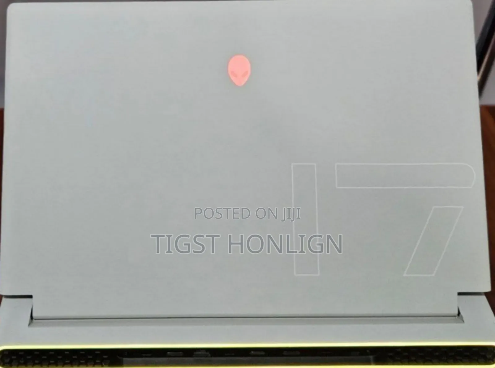 New Laptop Alienware M17x R2 16GB Intel Core I7 SSD 1T