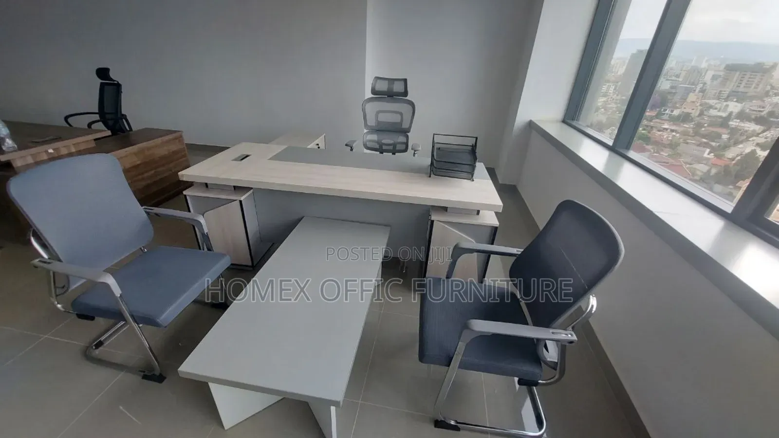 Office Managerial Desk/Table