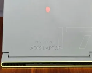 New Laptop Alienware M17x R2 16GB Intel Core I7 SSD 1T