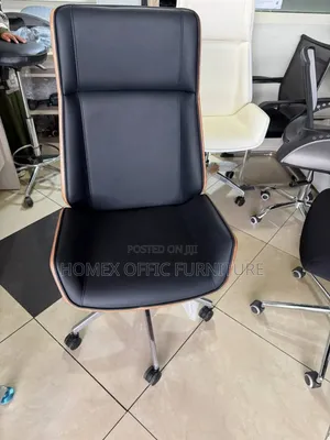 Photo - Modern Managerial Office Chair