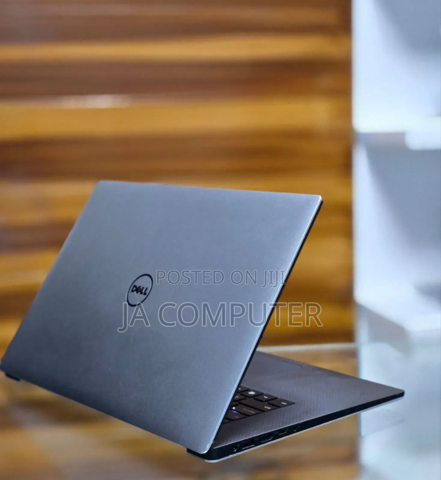 New Laptop Dell XPS 15 16GB Intel Core I5 SSD 512GB
