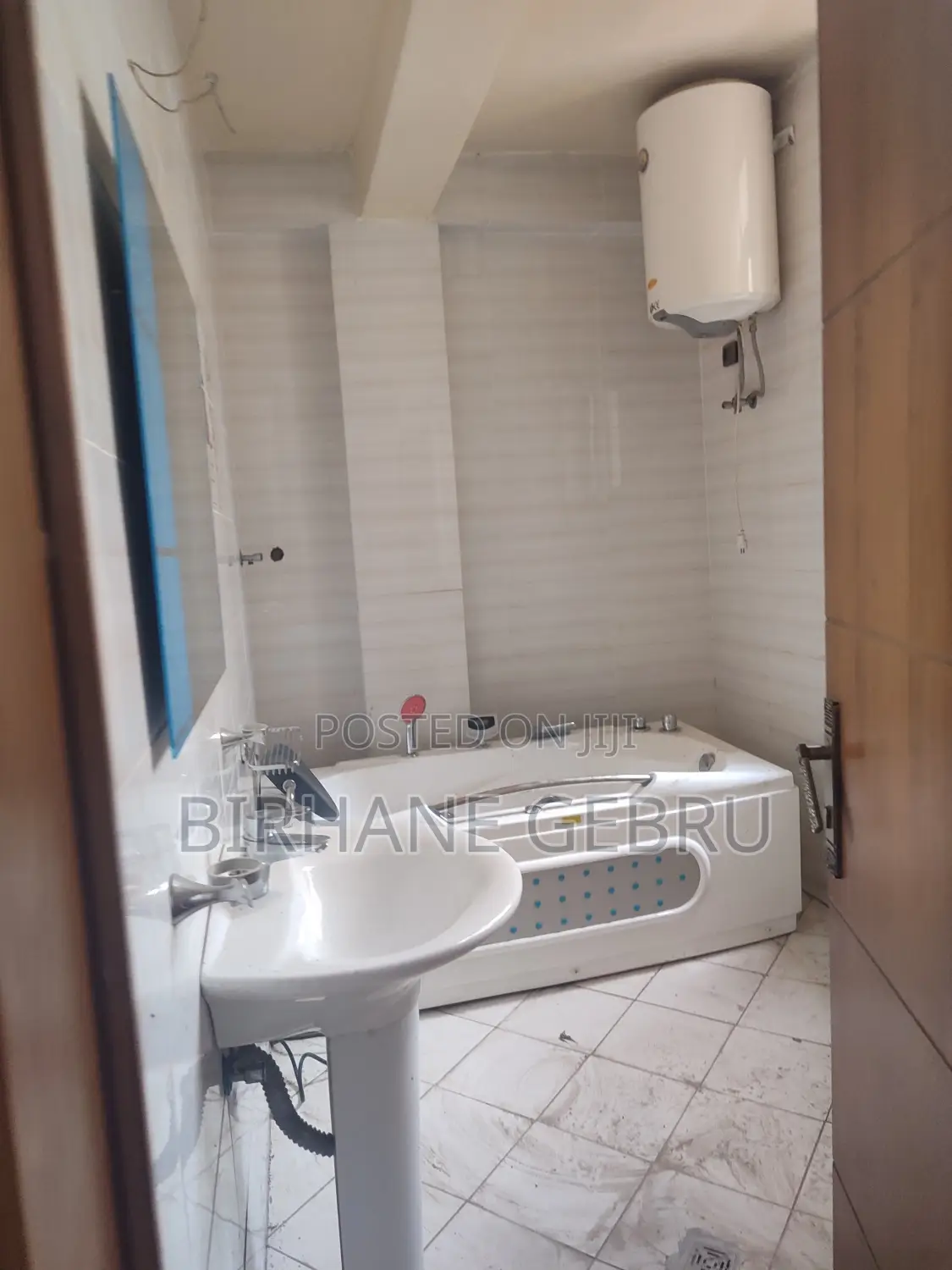 20bdrm Apartment in G+4, Bole for rent