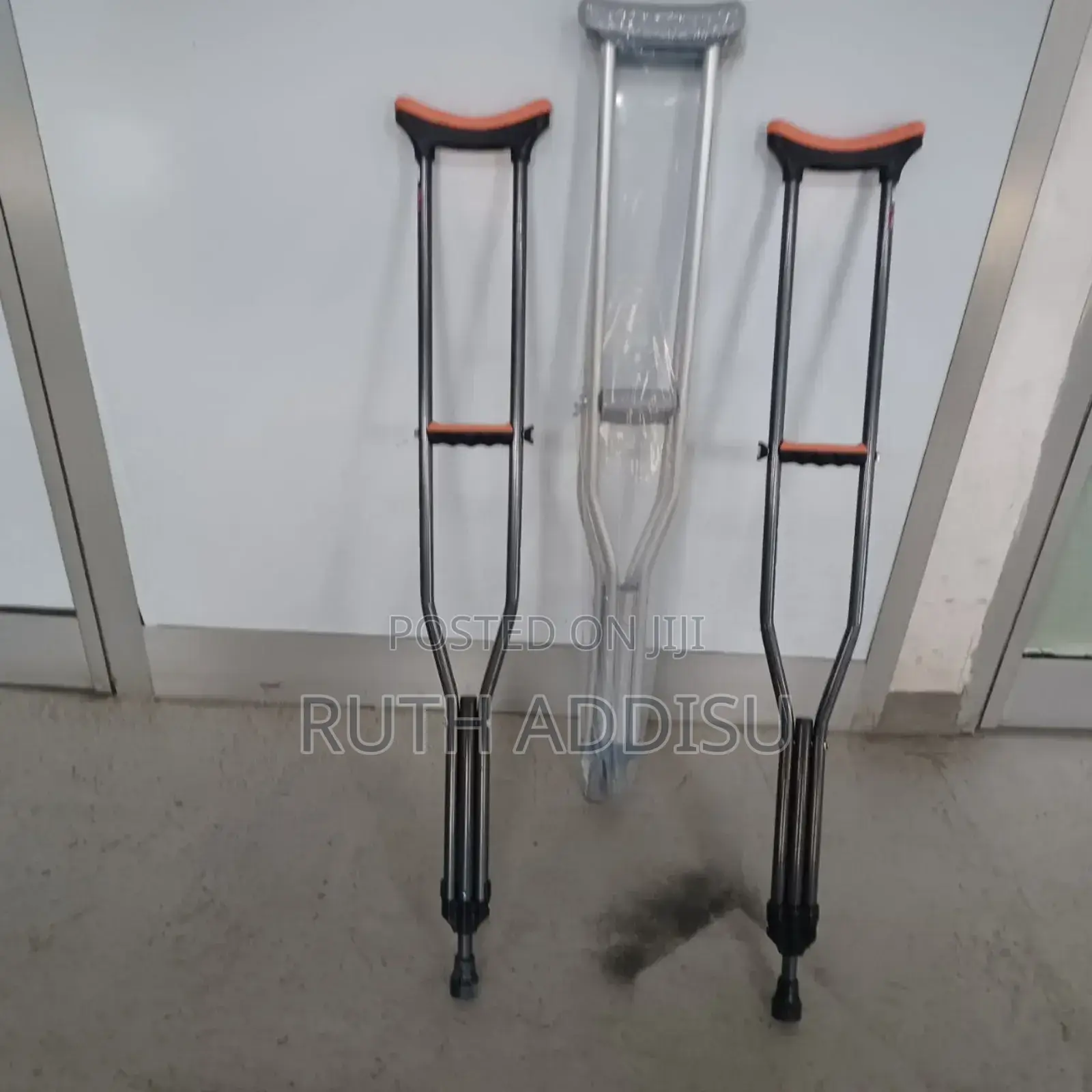 Crutches65crutches32crutches21crutches87crutches90crutches