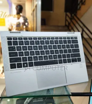 New Laptop HP EliteBook 830 G8 32GB Intel Core I7 SSD 512GB