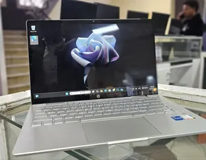 New Laptop HP Pavilion 14 8GB Intel Core I5 SSD 512GB