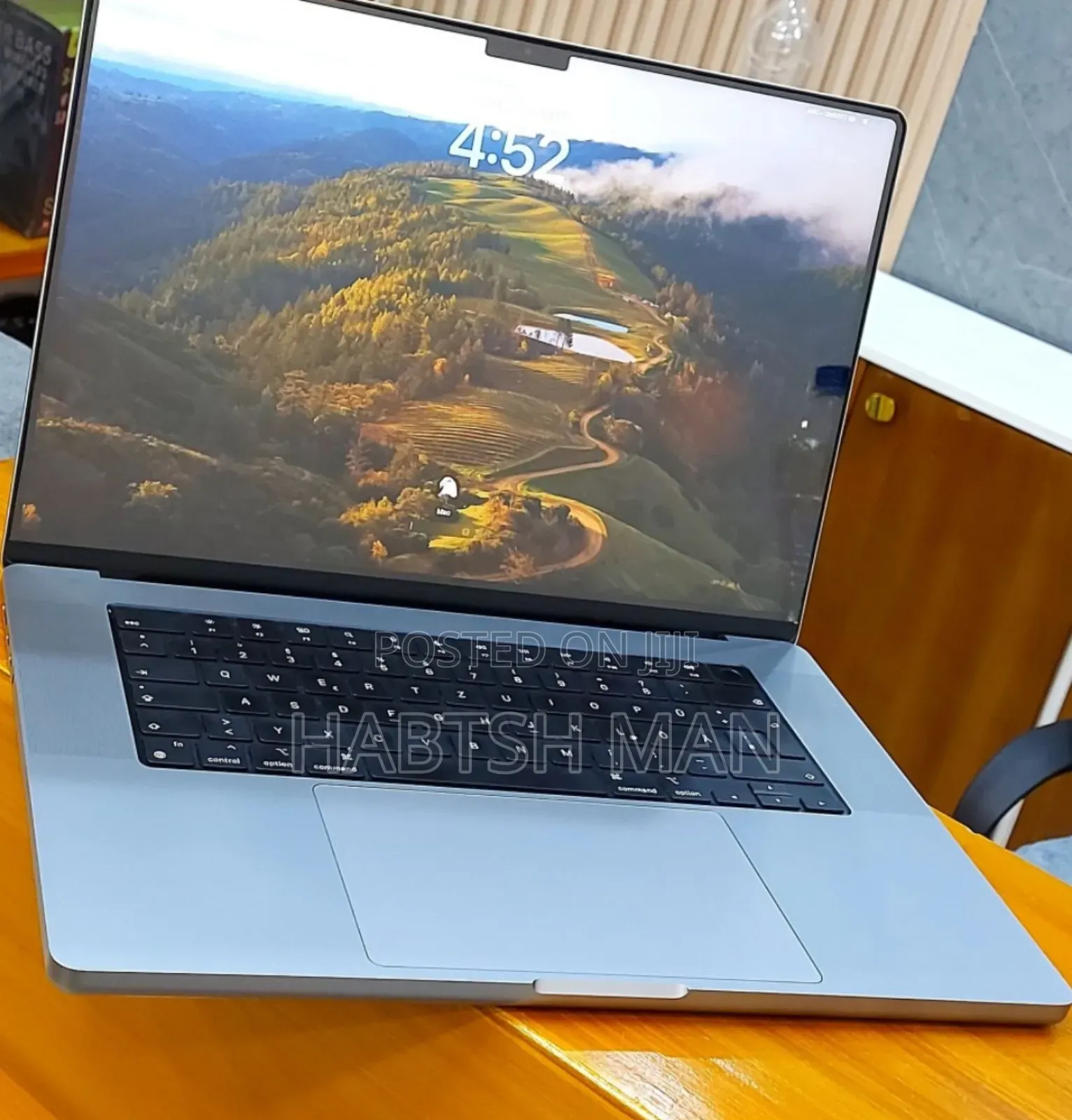 New Laptop Apple MacBook Pro M1 16GB Apple M1 SSD 1T