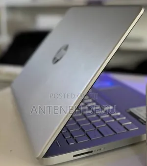 New Laptop HP Stream Notebook 4GB AMD Ryzen SSD 128GB