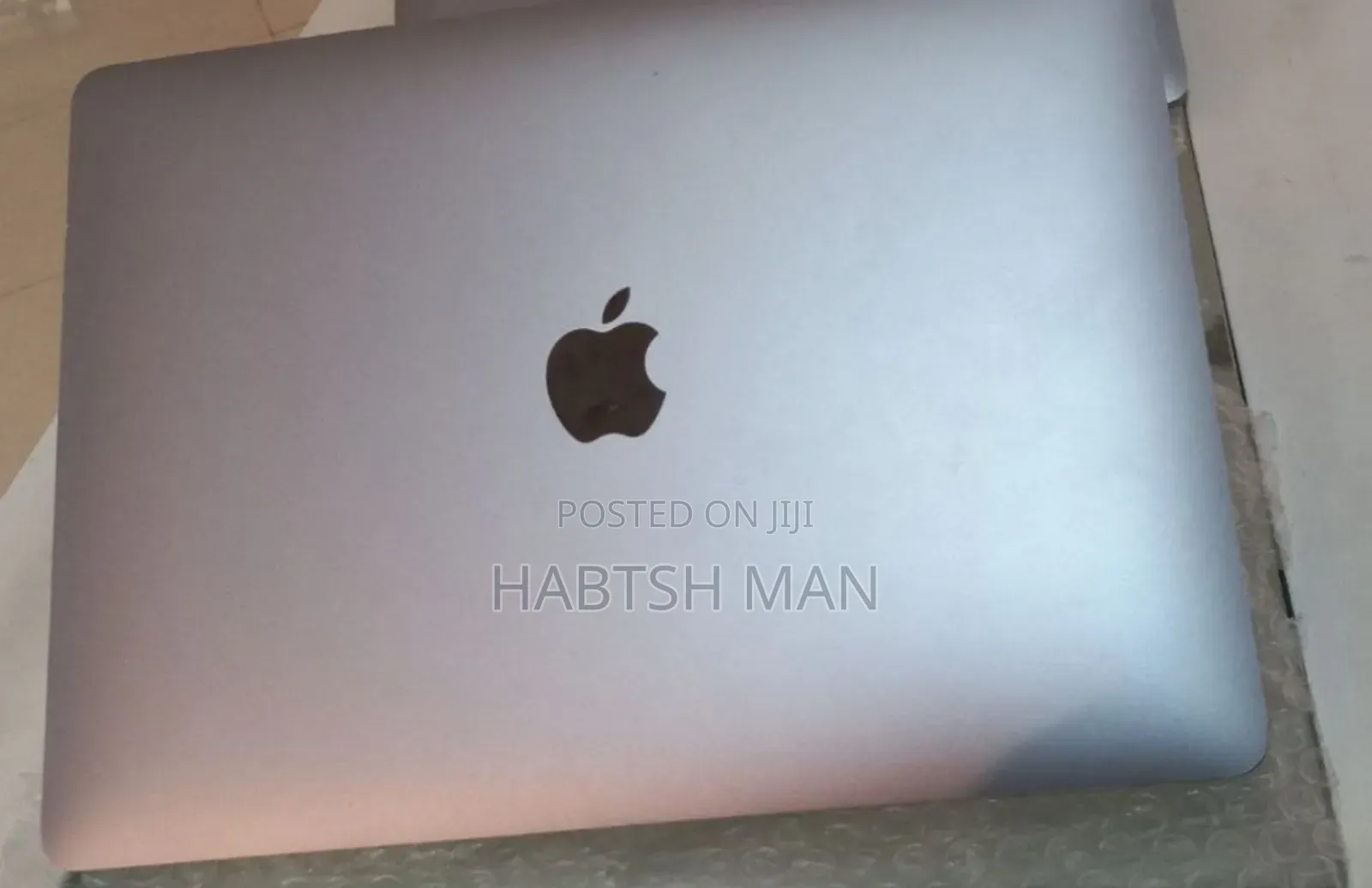 New Laptop Apple MacBook Pro 2018 8GB Intel Core I5 SSD 256GB