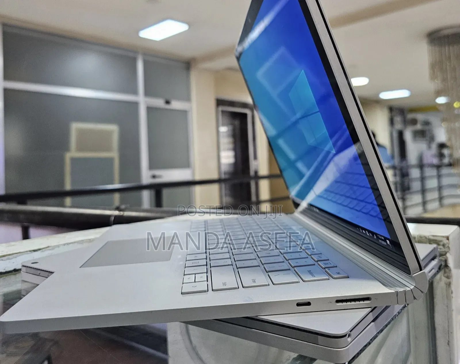 New Laptop Microsoft Surface Book 3 16GB Intel Core I7 SSD 256GB