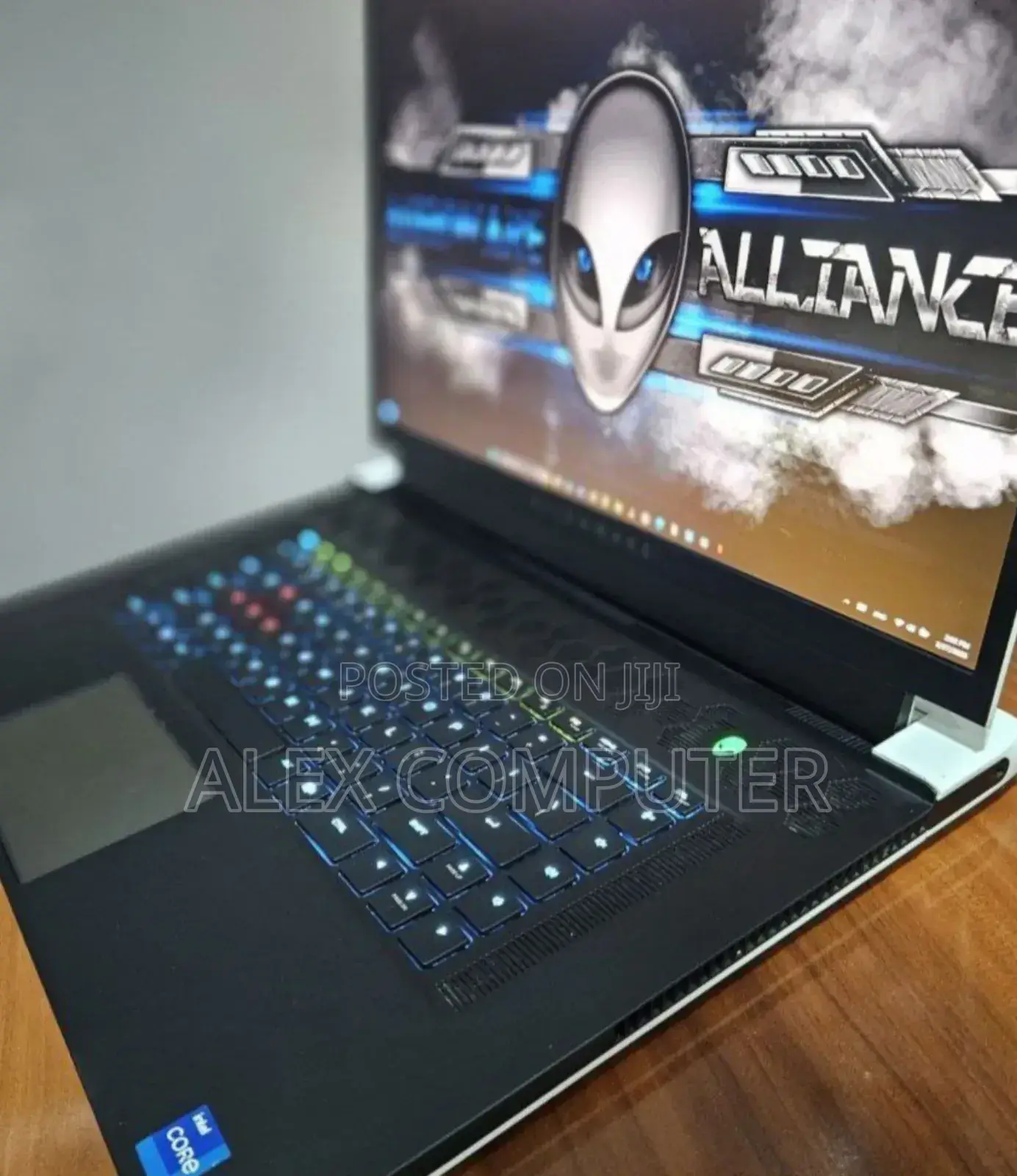 New Laptop Alienware Area-51m 16GB Intel Core I7 SSD 1T